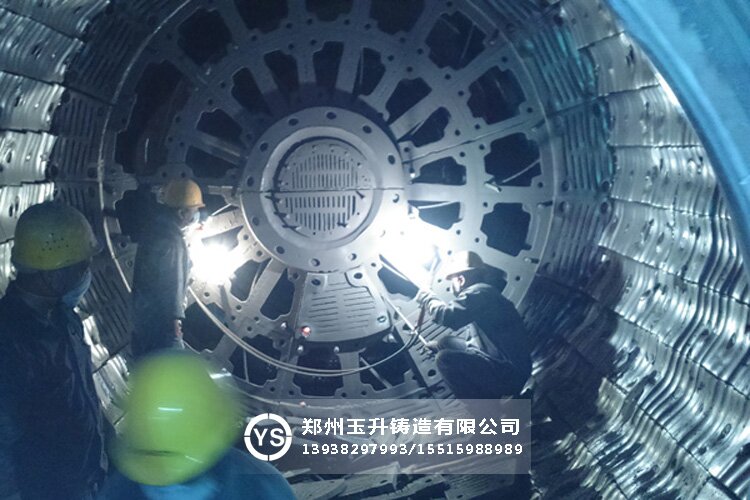 玉升人对球磨机配件产品铸造技术和质量做到精益求精